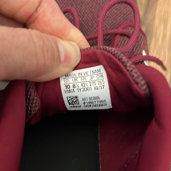 Adidas - Picture 3 of 4